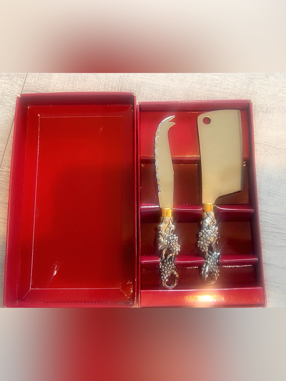 NWT Arthur Court Grape Cheese knives 🍇🍇🍇